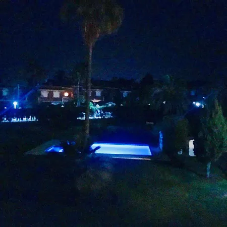 ホテル Monte-biarritz Junto A Guadalmina エステポナ