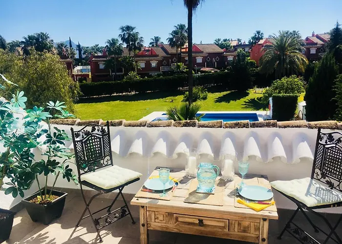 Готель Monte-biarritz Junto A Guadalmina *